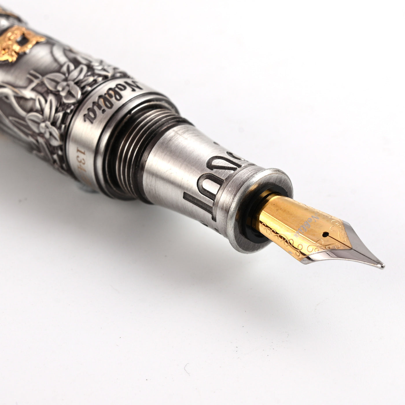 Noblia Radha Krishna Limited Edition Fountain Pen