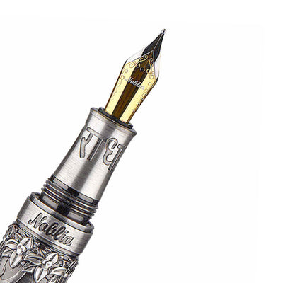 Noblia Radha Krishna Limited Edition Fountain Pen 4