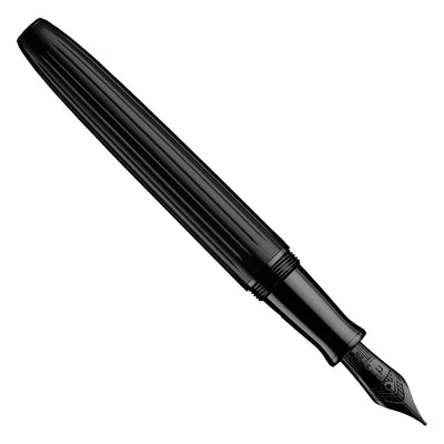 Otto Hutt Design 07 Fountain Pen - PVD Black 3