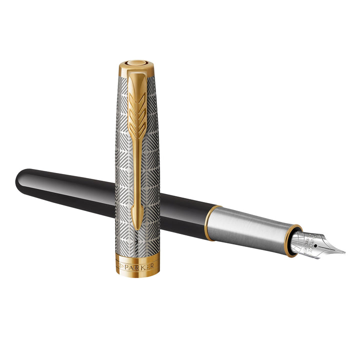 Parker Sonnet Premium Metal Black GT Fountain Pen|Shop Online