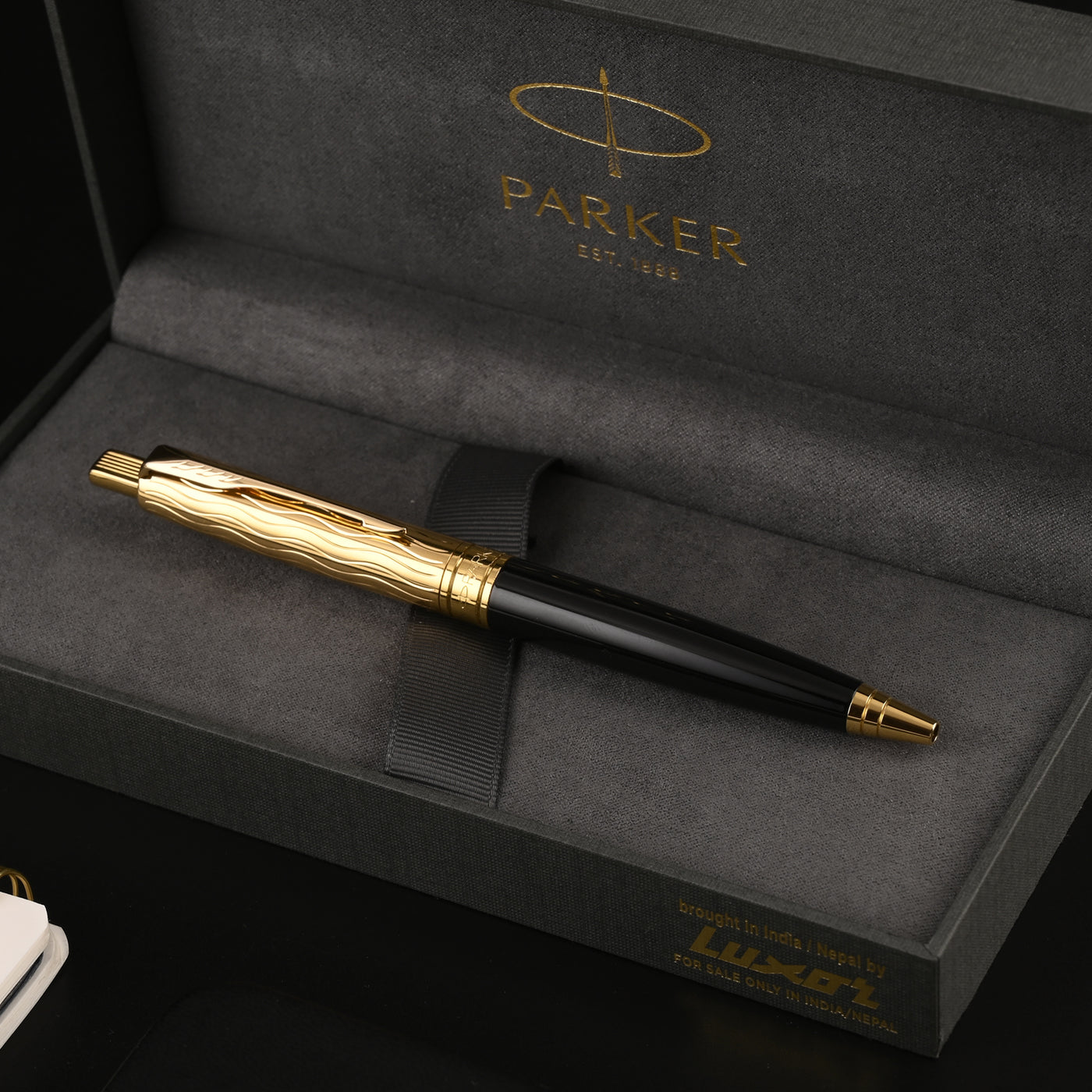Parker Aster Ball Pen - Essential Black & Gold GT 9