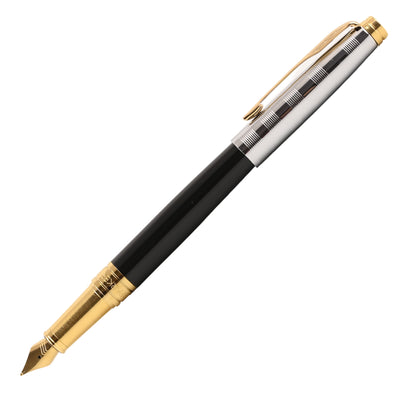 Parker Aster Fountain Pen - Deluxe Black & Chrome GT 1