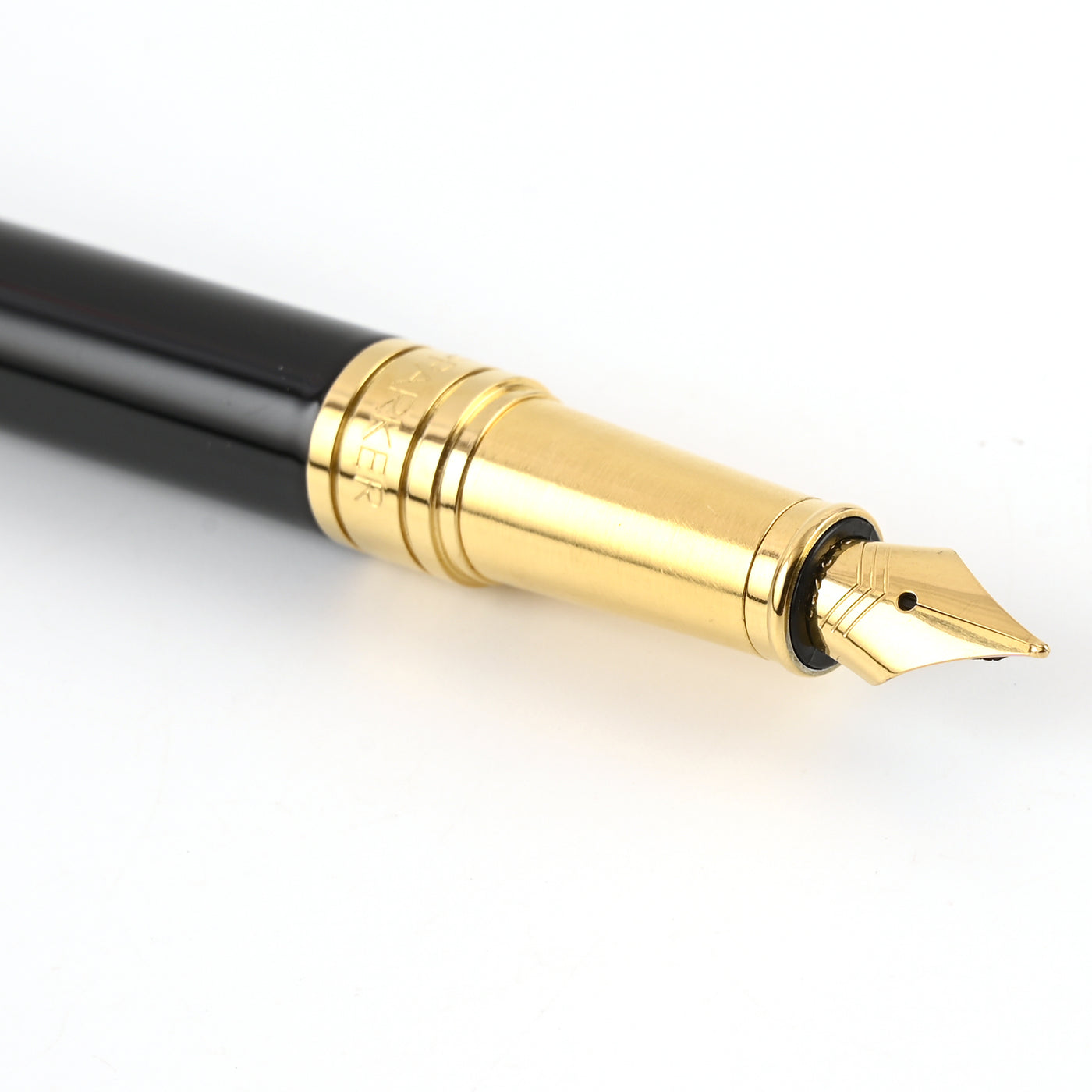 Parker Aster Fountain Pen - Deluxe Black & Chrome GT 3