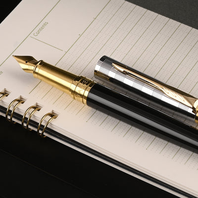 Parker Aster Fountain Pen - Deluxe Black & Chrome GT 9