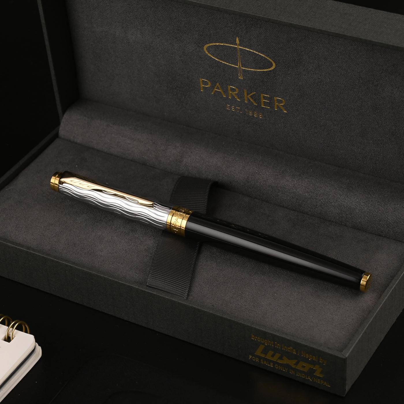 Parker Aster Fountain Pen - Essential Black & Chrome GT 15