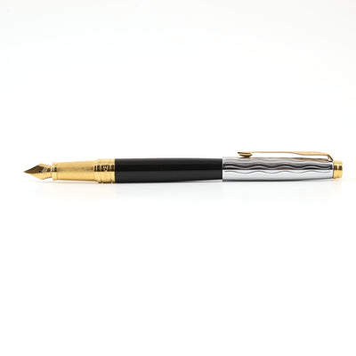 Parker Aster Fountain Pen - Essential Black & Chrome GT 7
