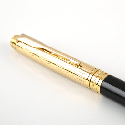 Parker Aster Fountain Pen - Essential Black & Gold GT 5