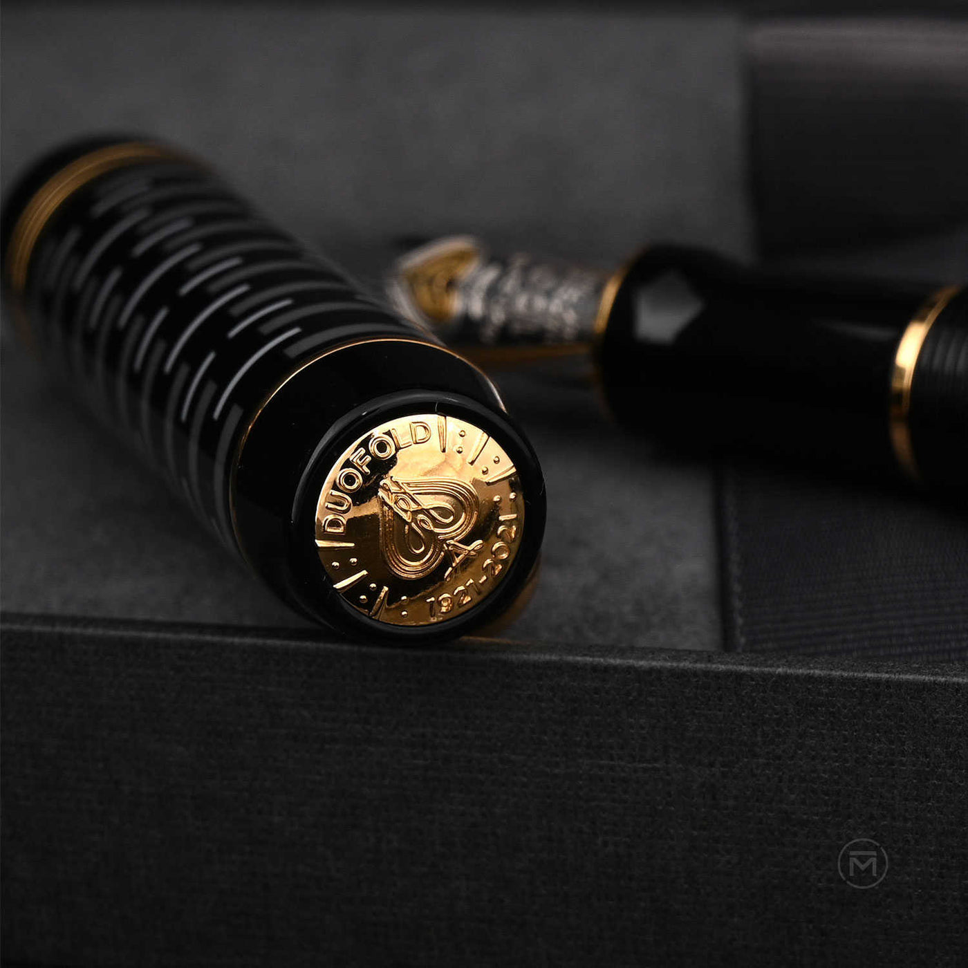 Parker Duofold 100th Anniversary Limited Edition Fountain Pen, Black - 18K Gold Nib 7