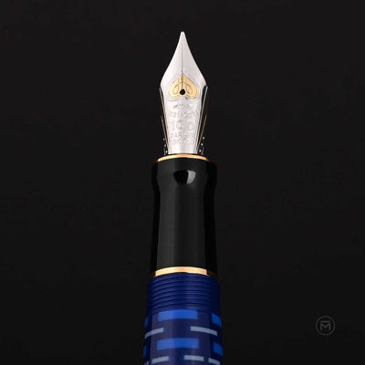 Parker Duofold 100th Anniversary Limited Edition Fountain Pen, Lapis Lazuli Blue - 18K Gold Nib 9