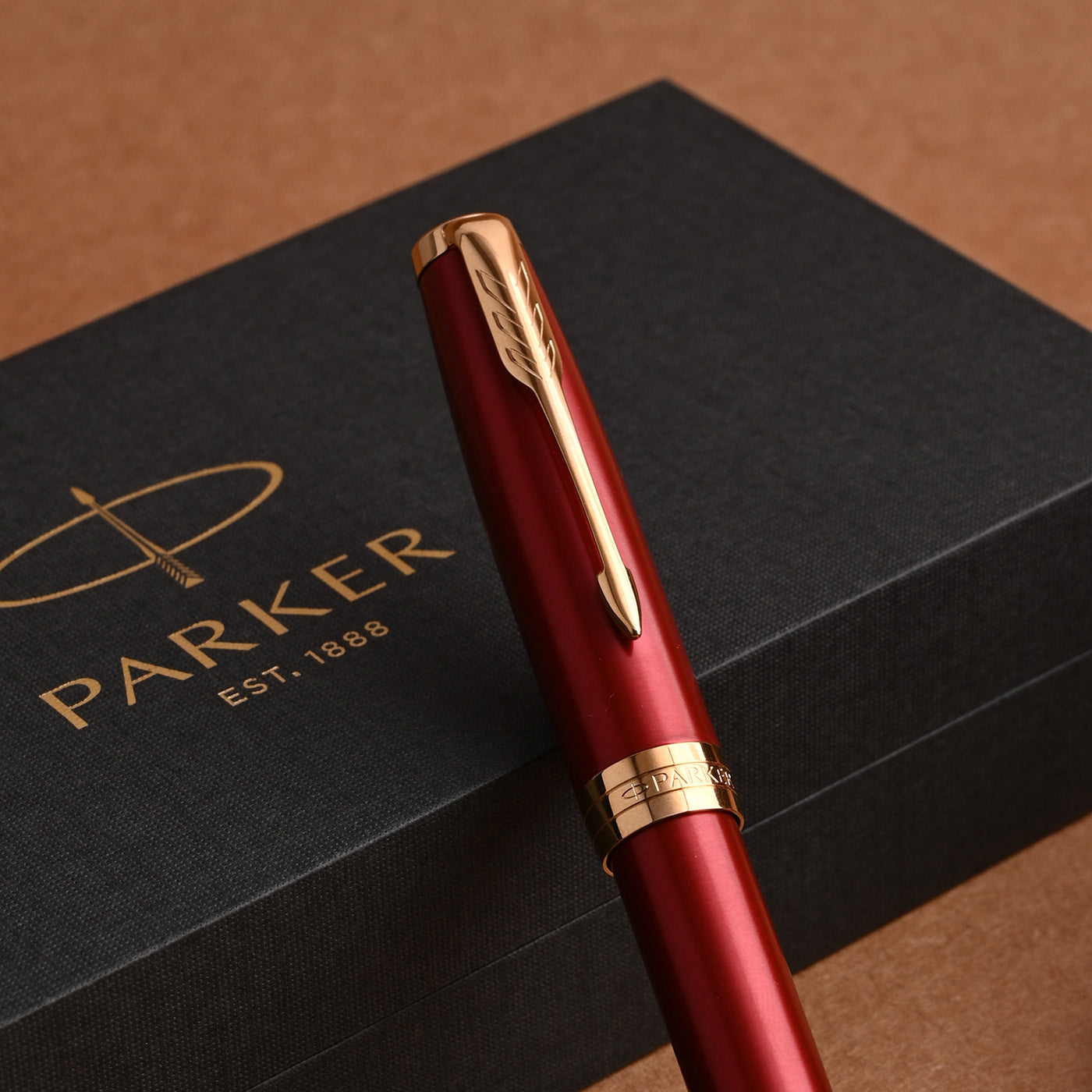 Parker Sonnet Fountain Pen - Intense Red GT 10