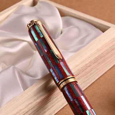 Pelikan M1000 Fountain Pen - Raden Red Infinity (Limited Edition) 16