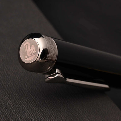 Pelikan Majesty M7005 Fountain Pen Black Silver (Special Edition) 4