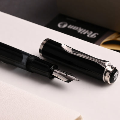 Pelikan M205 Fountain Pen - Black CT 9