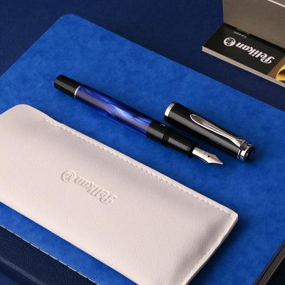 Pelikan M205 Fountain Pen - Blue Marbled CT 7