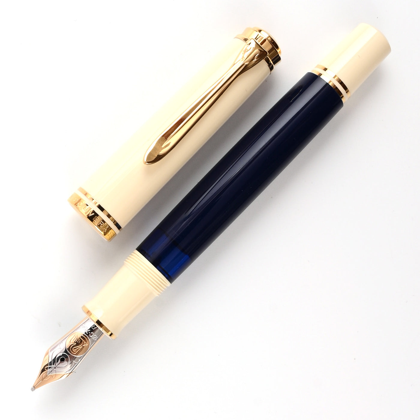 Pelikan M800 Fountain Pen - Cream Blue GT (Special Edition) 1