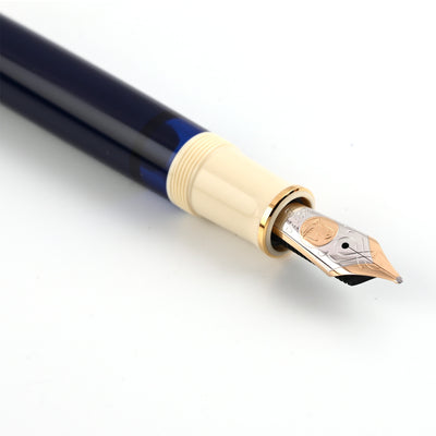 Pelikan M800 Fountain Pen - Cream Blue GT (Special Edition) 3