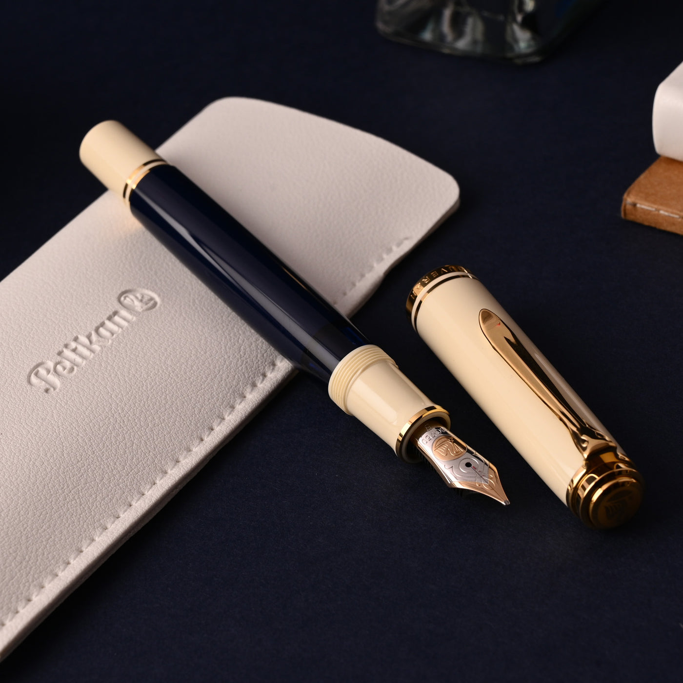 Pelikan M800 Fountain Pen - Cream Blue GT (Special Edition) 7