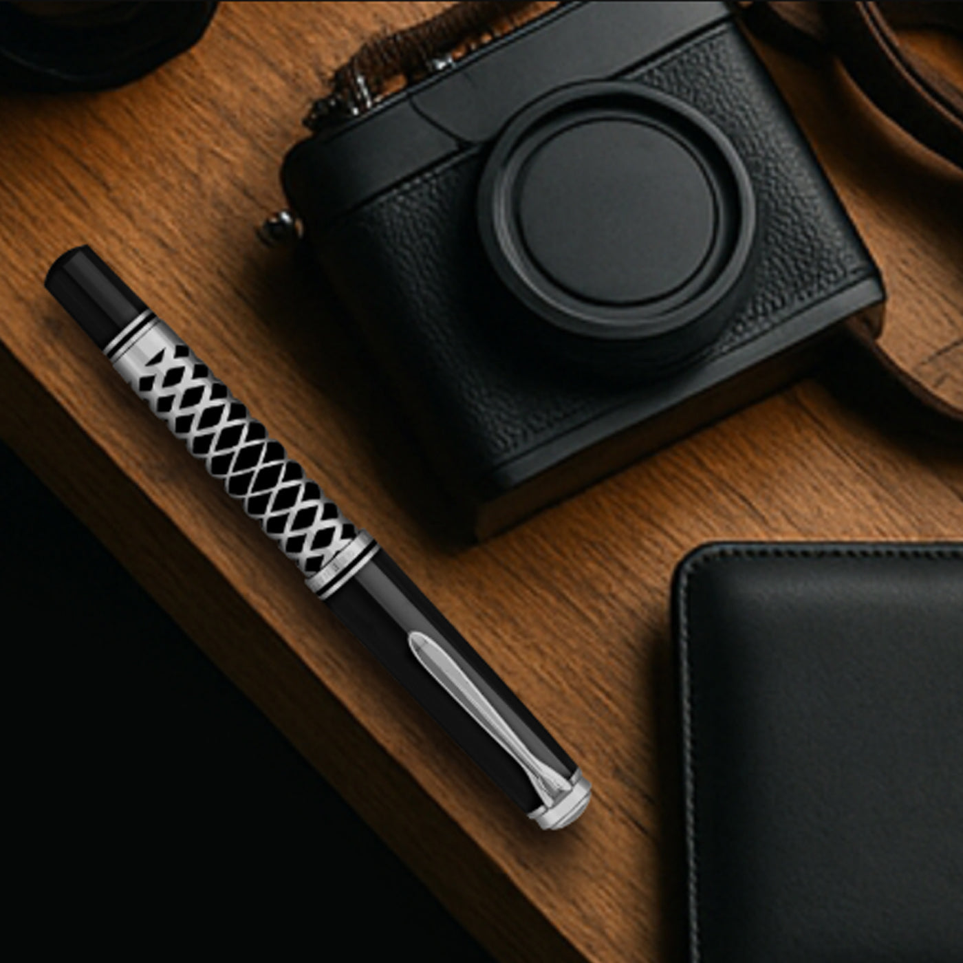 Pelikan M800 Fountain Pen - Metal Sleeve (Special Edition)