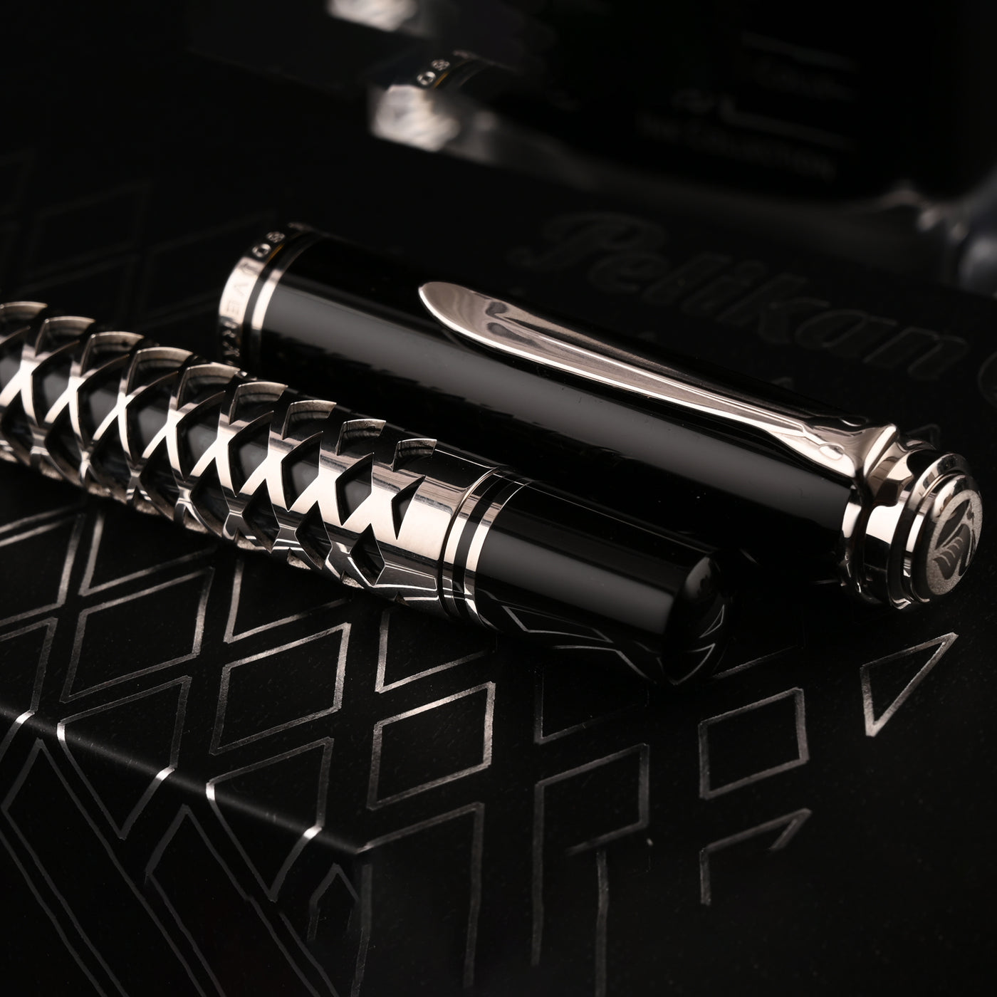 Pelikan M805 Fountain Pen - Metal Sleeve (Special Edition) 14