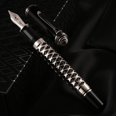 Pelikan M805 Fountain Pen - Metal Sleeve (Special Edition) 9