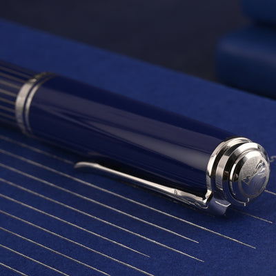 Pelikan M815 Fountain Pen - Metal Striped Blue CT (Special Edition) 10