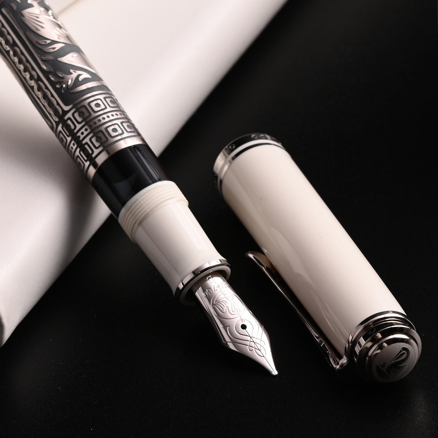 Pelikan M910 Toledo Fountain Pen - White GT (Special Edition) 8