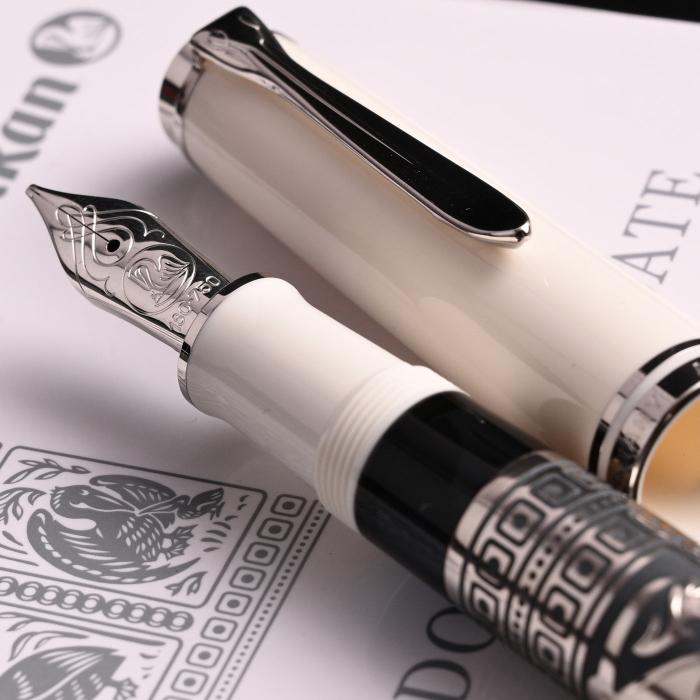 Pelikan M910 Toledo Fountain Pen - White GT (Special Edition) 9