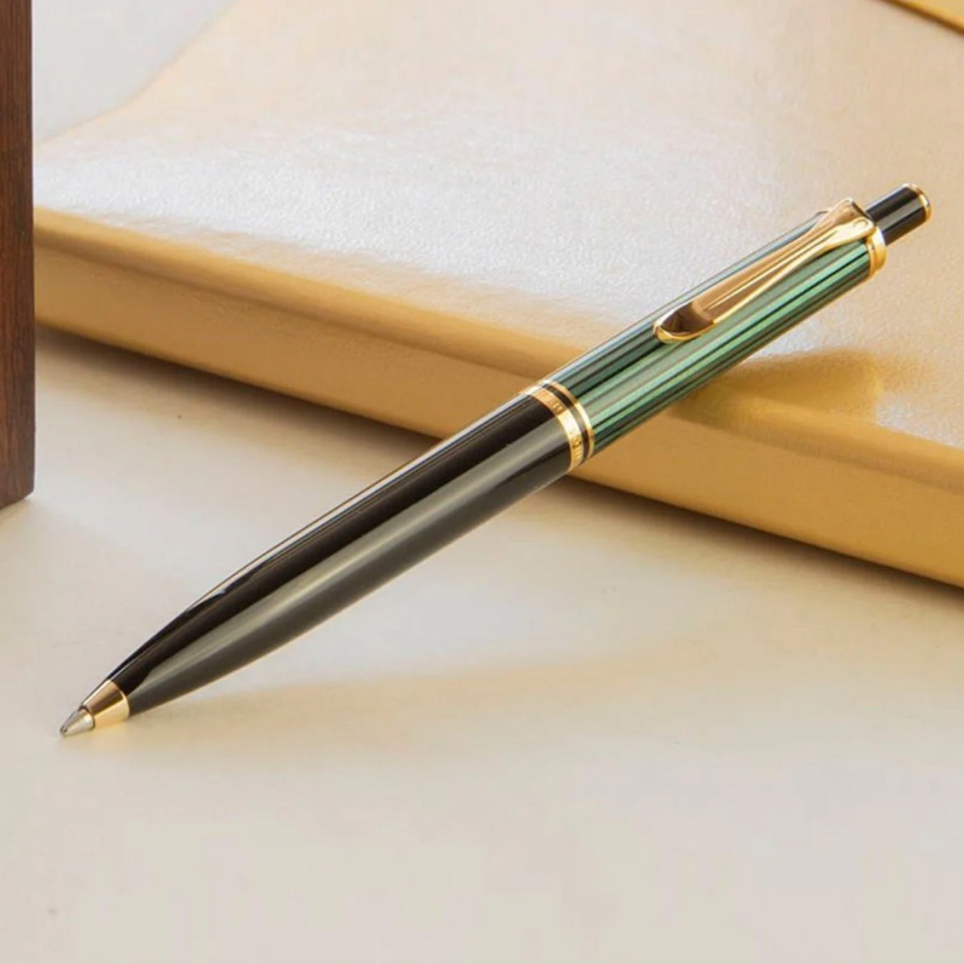 Pelikan Souveran K400 Ball Pen - Black Green GT