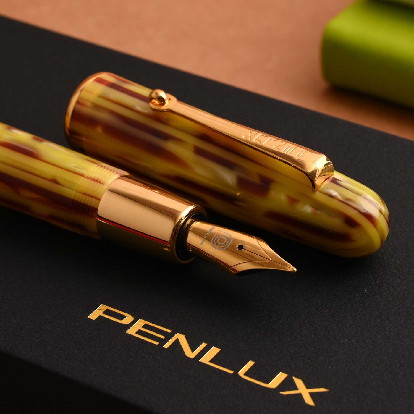Penlux Elite Fountain Pen - Emperor GT 8