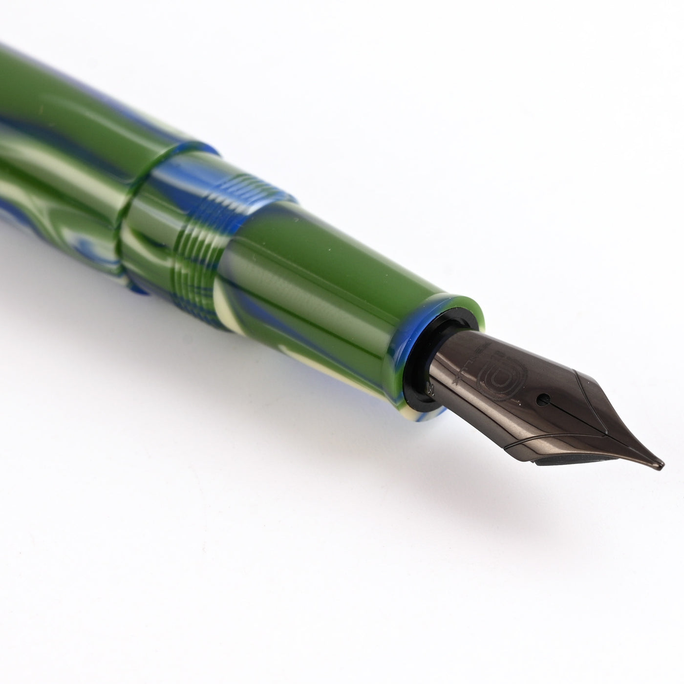 Penlux Masterpiece Delgado Fountain Pen - Green Earth (Limited Edition) 4