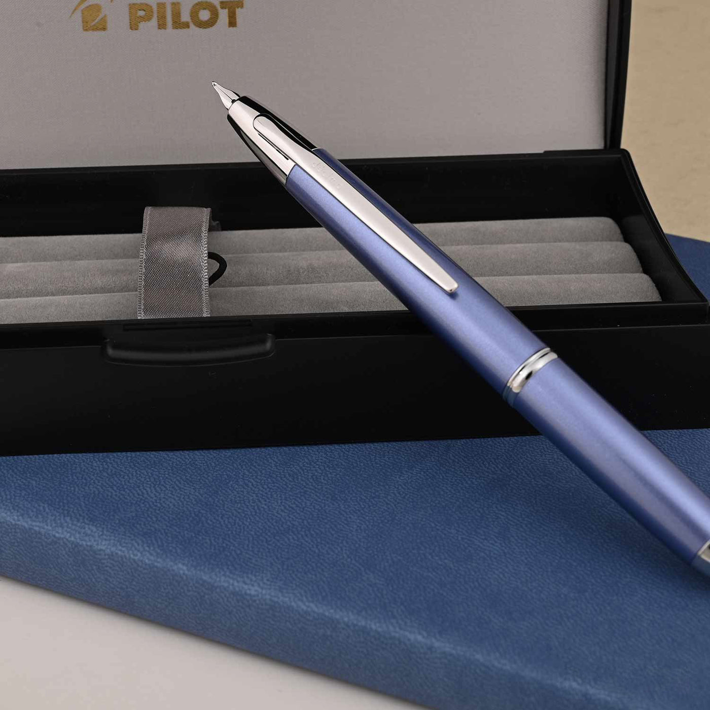 Pilot Decimo (Vanishing Point) Fountain Pen - Light Blue CT 4