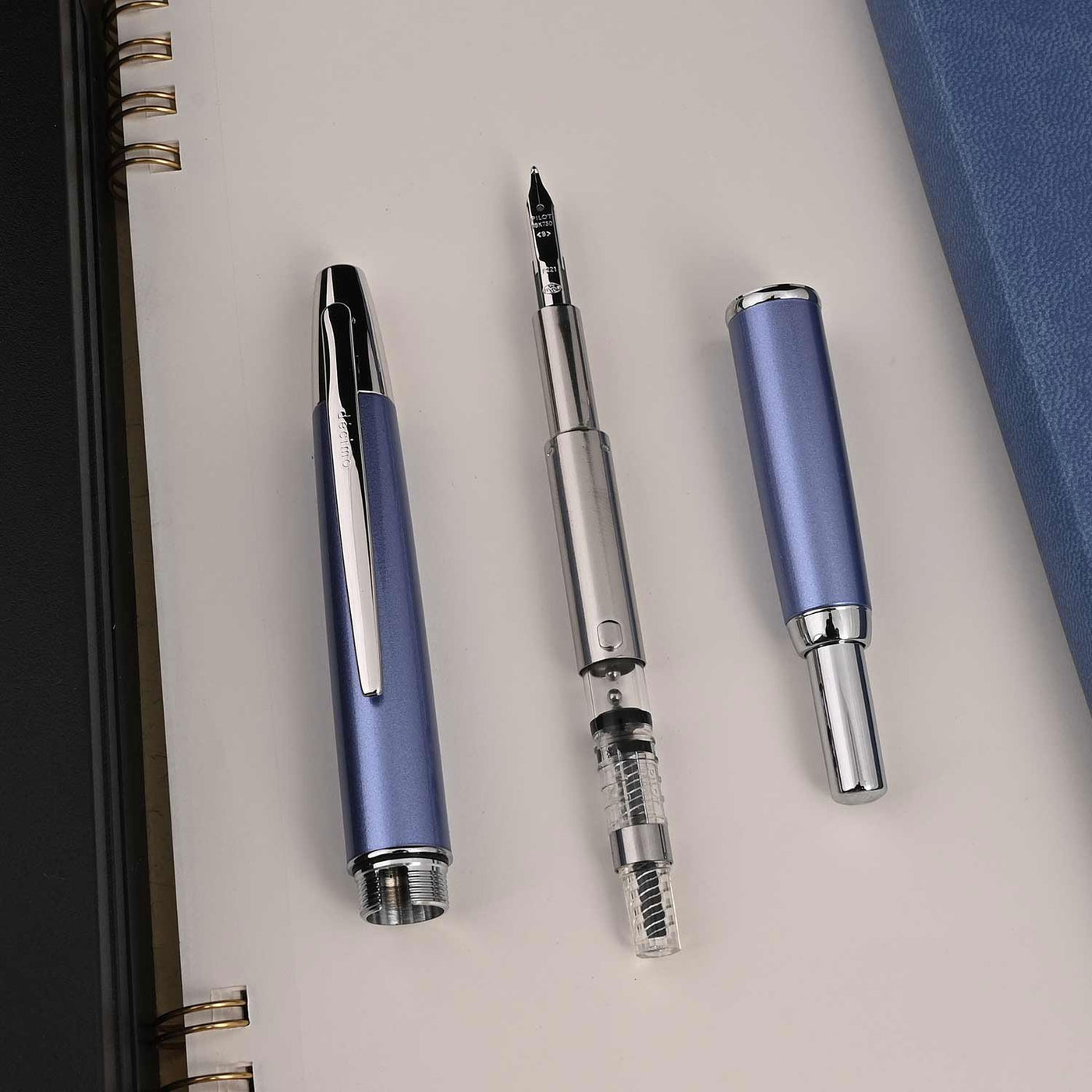 Pilot Decimo (Vanishing Point) Fountain Pen - Light Blue CT 6