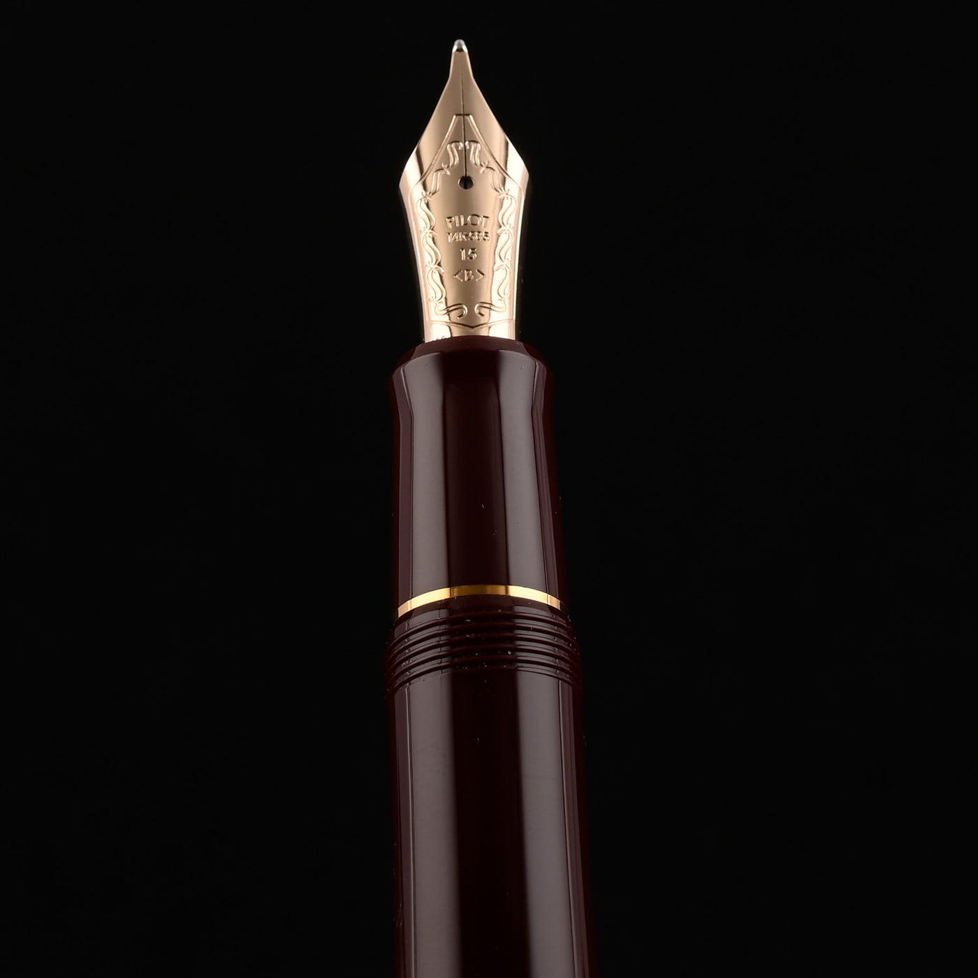 Pilot Custom 743 Fountain Pen - Deep Red GT