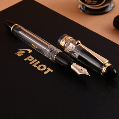 Pilot Custom 823 Fountain Pen - Clear GT 8