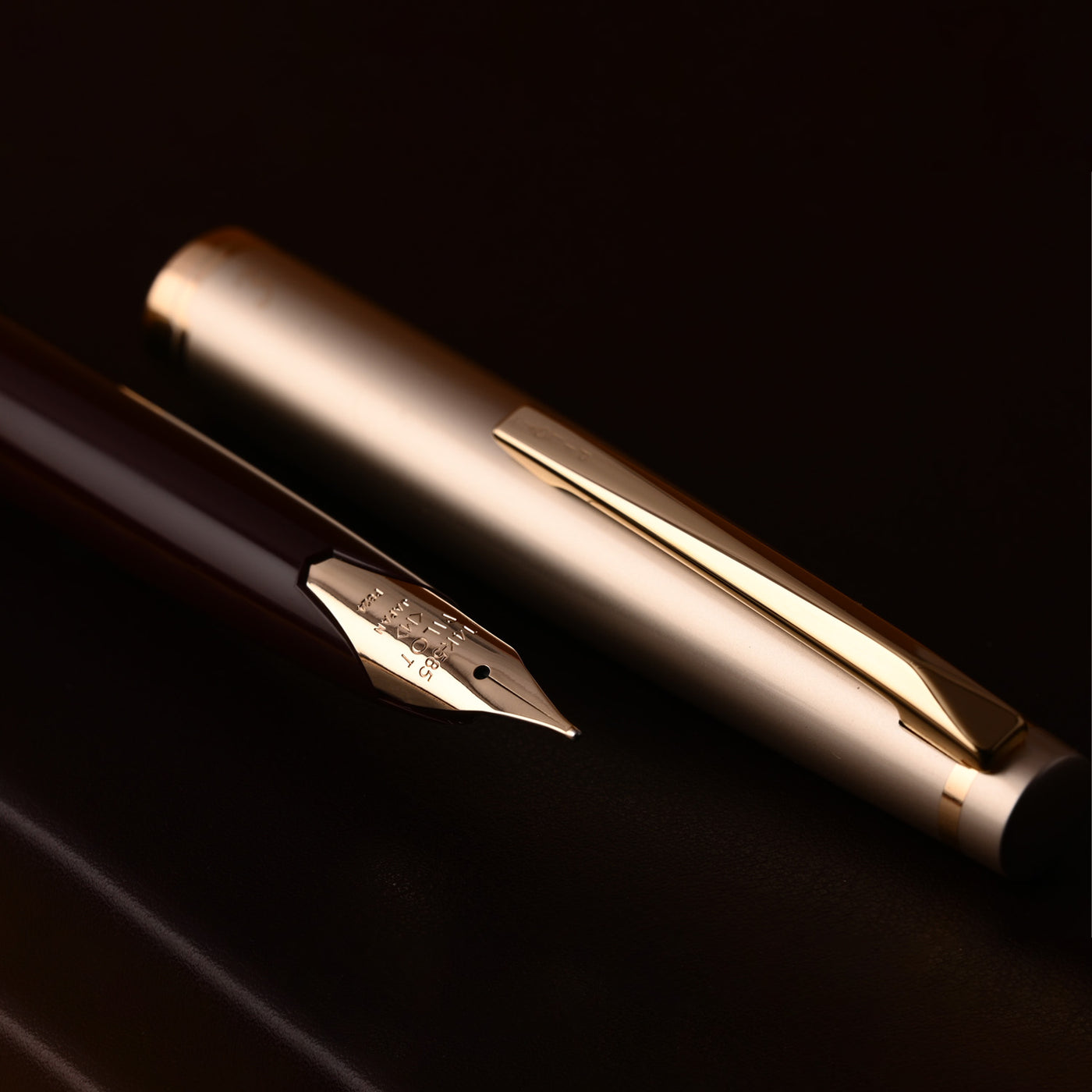 Pilot Elite E95s Fountain Pen - Burgundy/Ivory GT 10