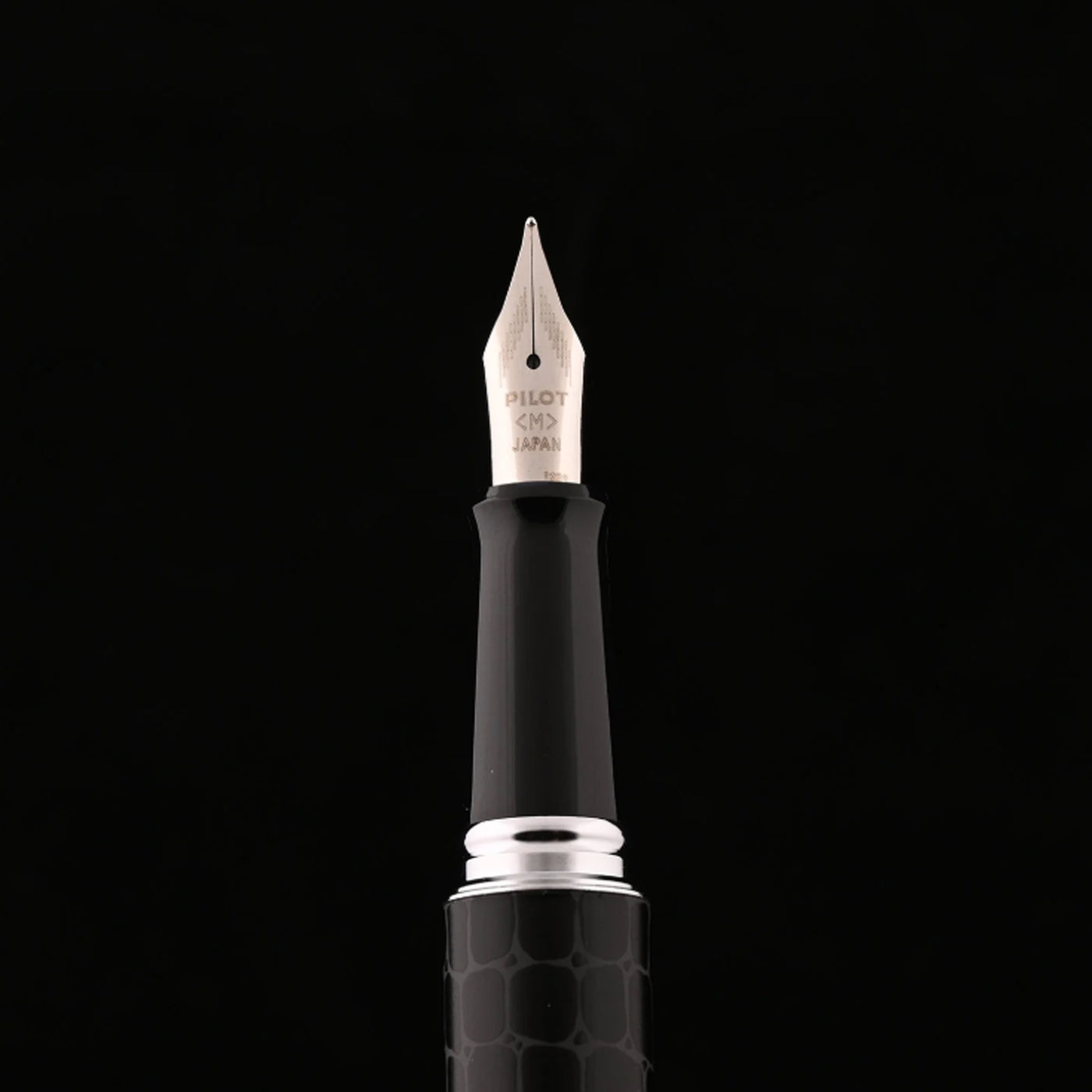 Pilot MR Animal Fountain Pen with Con40 Converter - Black Crocodile CT