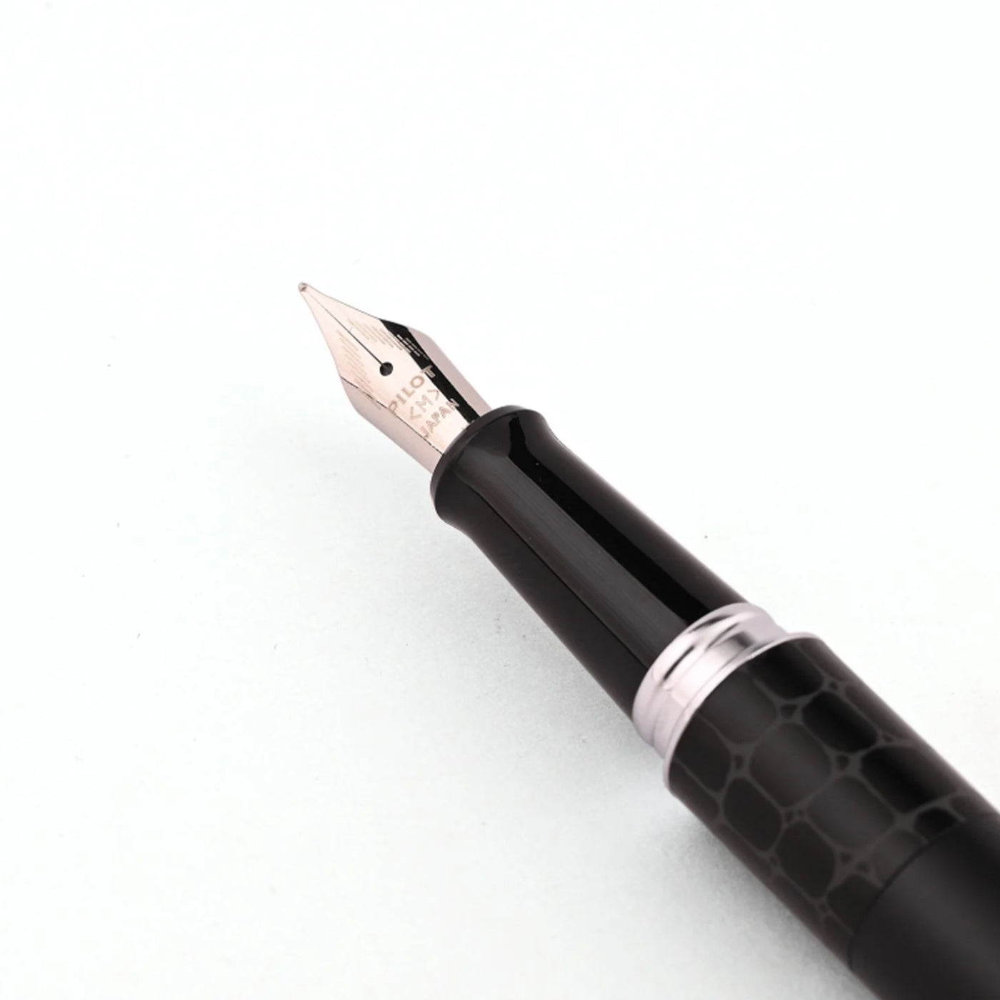 Pilot MR Animal Fountain Pen with Con40 Converter - Black Crocodile CT