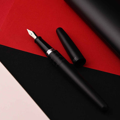 Pilot MR Animal Fountain Pen with Con40 Converter - Black Crocodile CT