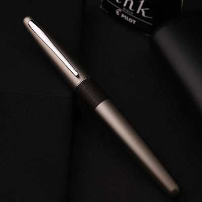 Pilot MR Animal Fountain Pen with Con40 Converter - Bronze Lizard CT