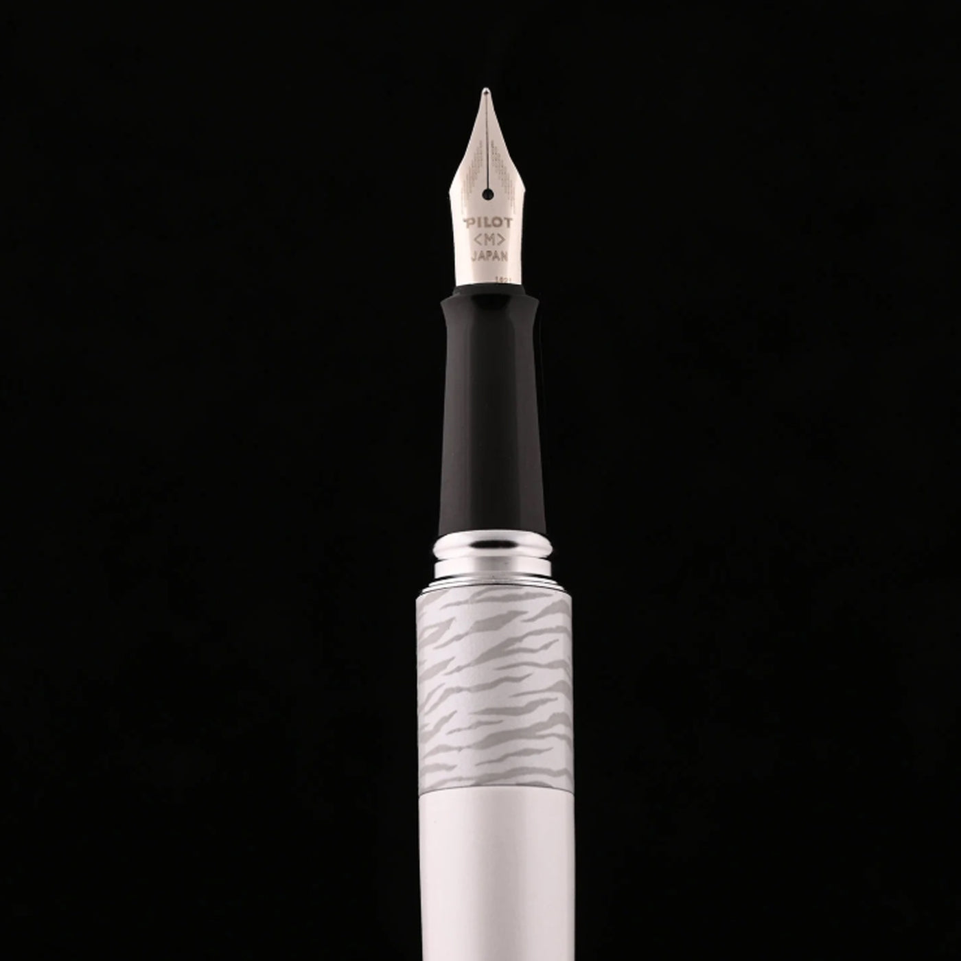 Pilot MR Animal Fountain Pen with Con40 Converter - White Tiger CT