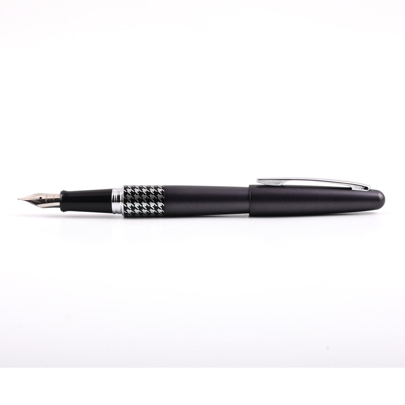 Pilot Metropolitan Retro Pop Fountain Pen - Grey Houndstooth CT