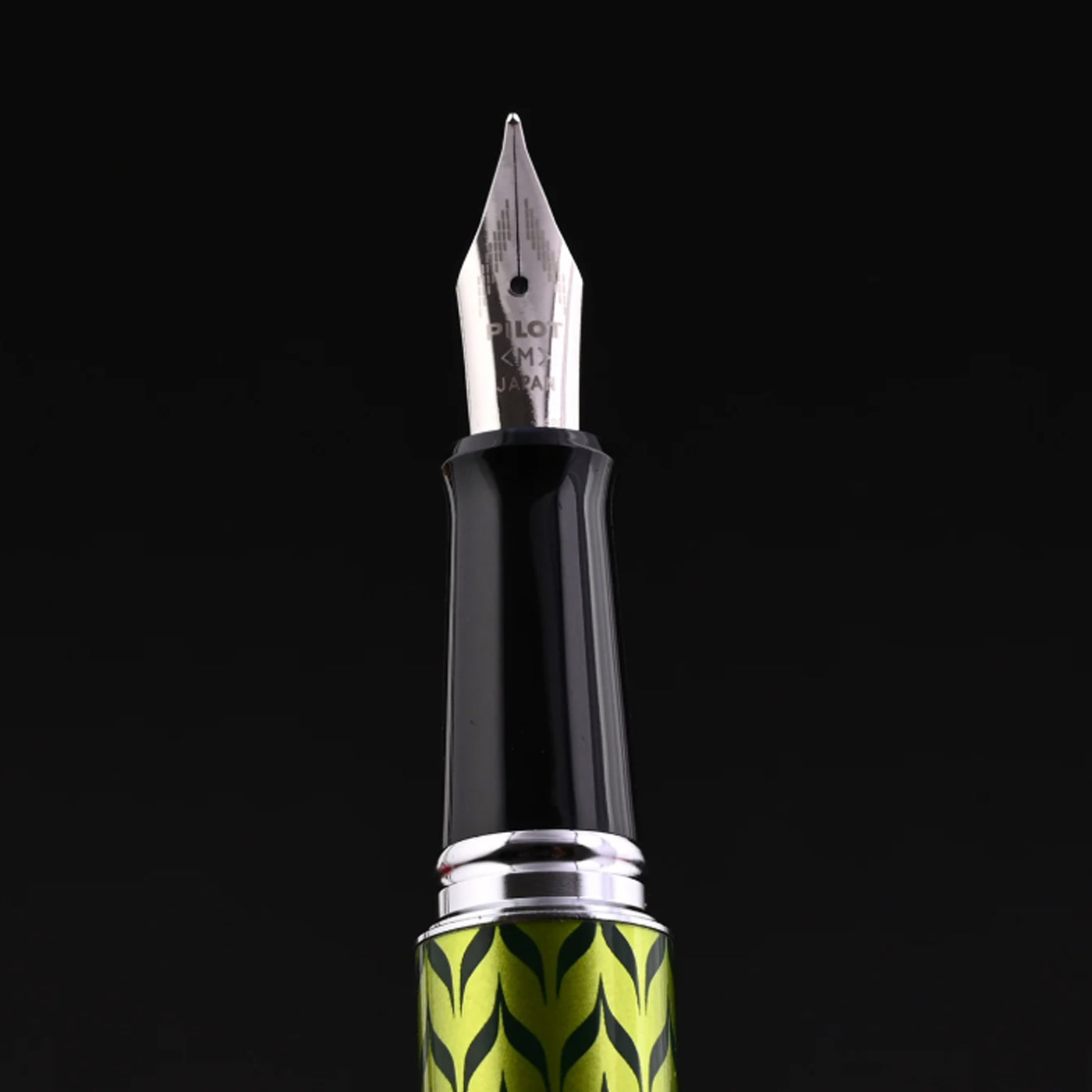 Pilot Metropolitan Retro Pop with Con40 Converter Fountain Pen - Green Marble CT