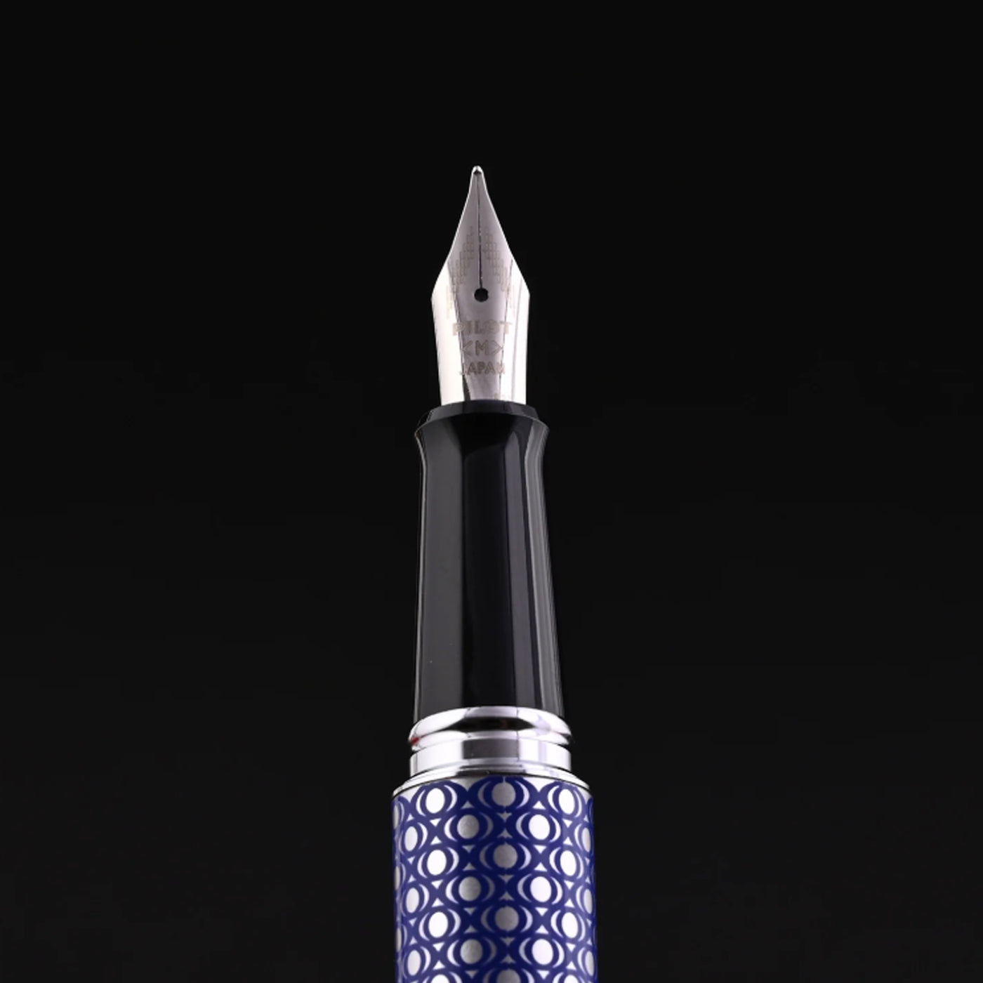 Pilot Metropolitan Retro Pop with Con40 Converter Fountain Pen - Purple Ellipse CT