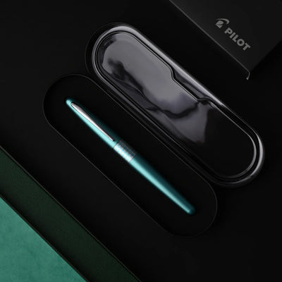Pilot Metropolitan Retro Pop with Con40 Converter Fountain Pen - Turquoise Dot CT