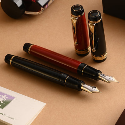 Pilot Custom Urushi Fountain Pen - Black GT