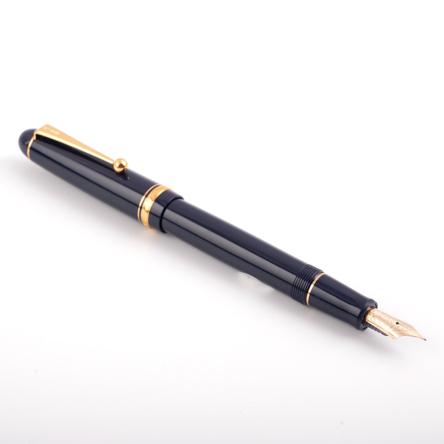Pilot Custom 74 - Dark Blue GT - 14 Karat Gold Plated Nib Fountain Pen - Image 8