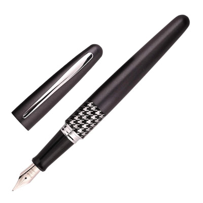 Pilot Metropolitan Fountain Pen with Ink Bottle - Black Gloss CT
