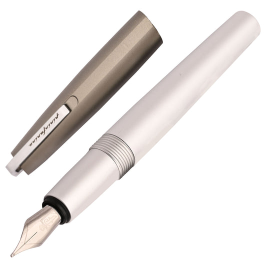 Pininfarina Segno PF Go Fountain Pen - Titanio