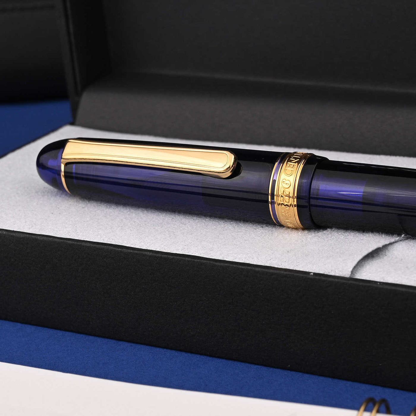 Platinum 3776 Century Fountain Pen - Chartres Blue GT 4