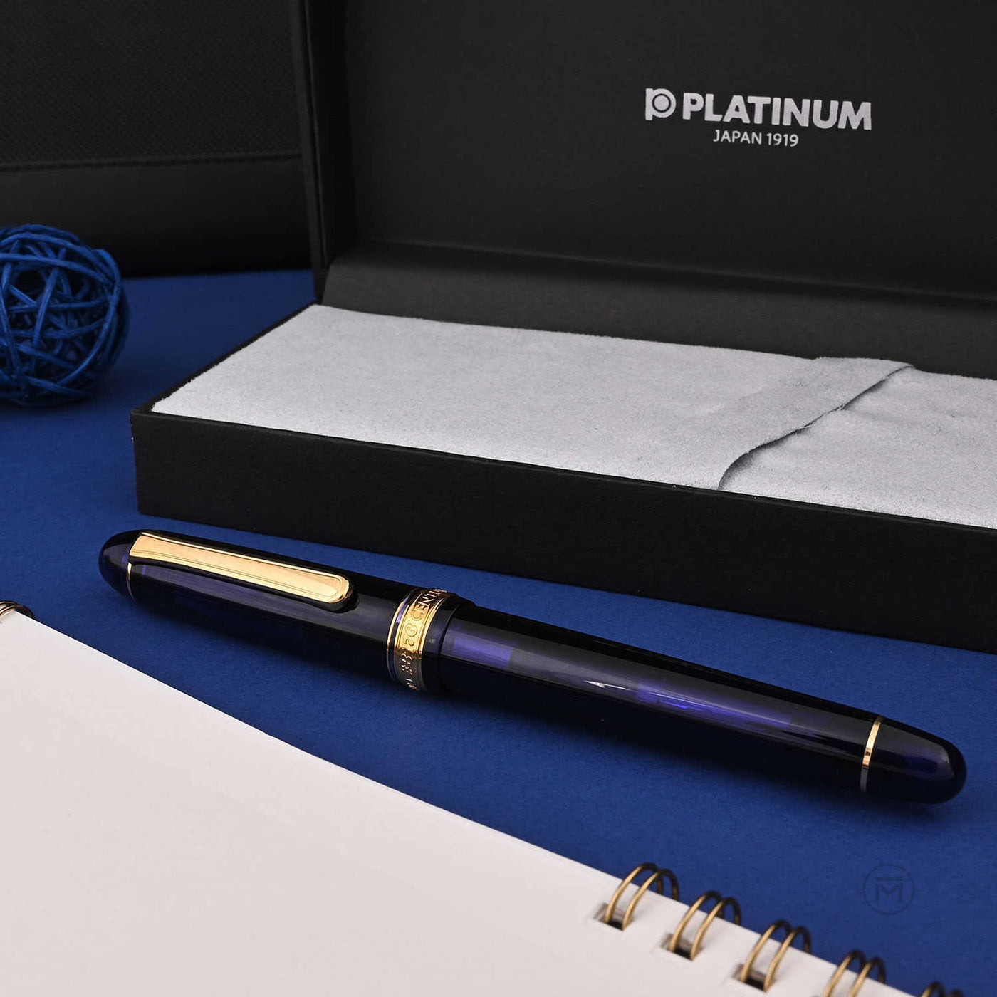 Platinum 3776 Century Fountain Pen - Chartres Blue GT 5